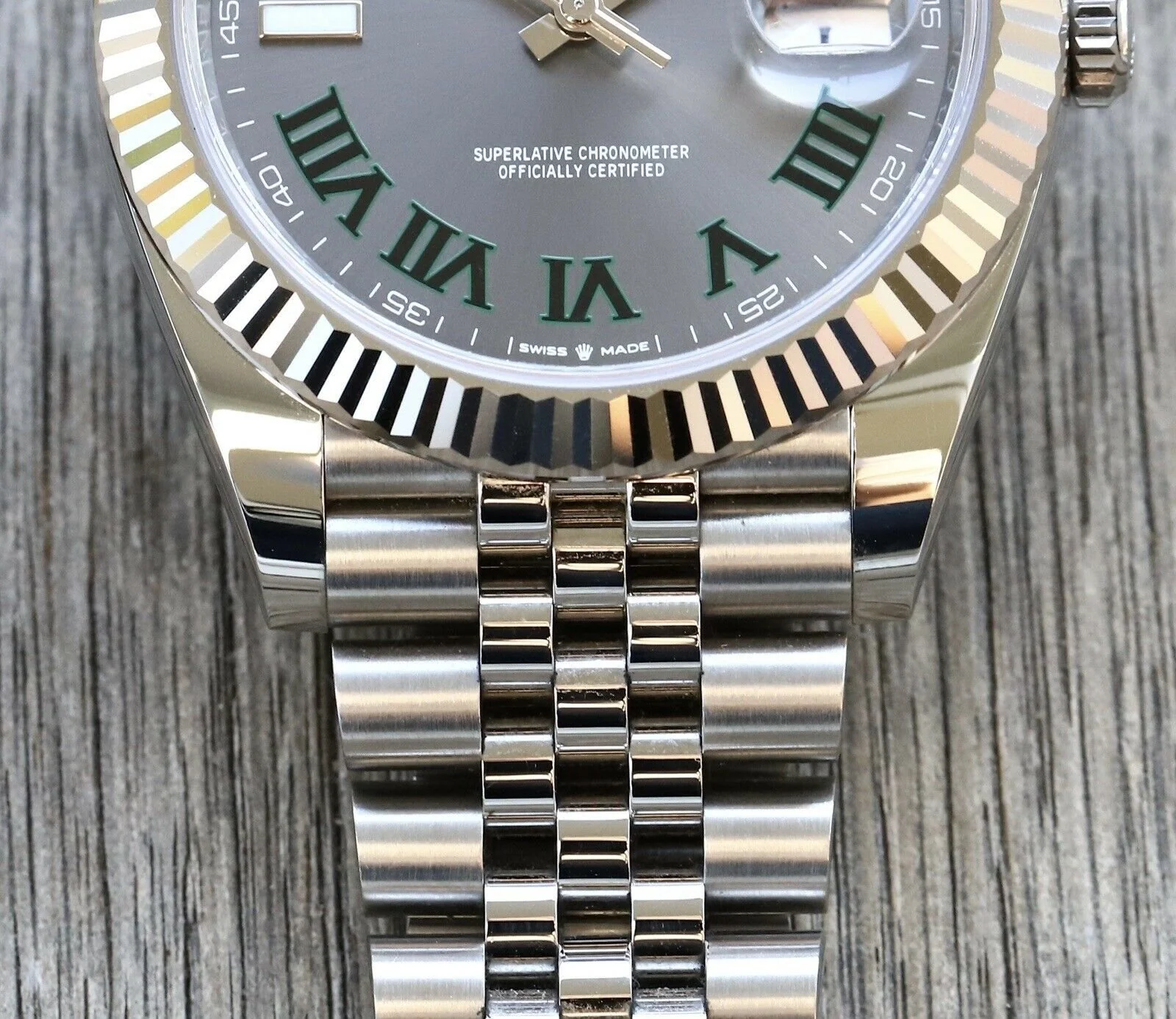 Rolex_Datejust_41_DJ41_Wimbledon_Dial_on_Jubilee_126334_E2_80_93_2022_Watch_Vault_04_2048x2048