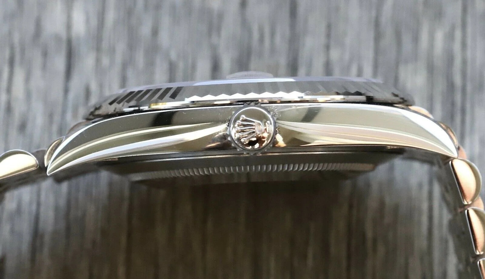 Rolex_Datejust_41_DJ41_Wimbledon_Dial_on_Jubilee_126334_E2_80_93_2022_Watch_Vault_07_2048x2048